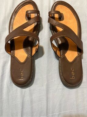 b.o.c. Brown and Tan Crossover Strap Slide Sandals